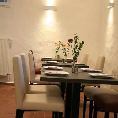 Apartmenthaus Unterwegs بيت ضيافة
