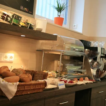 Apartmenthaus Unterwegs 3* روستوك