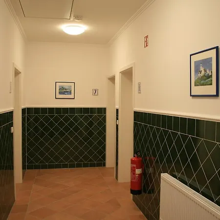 بيت ضيافة Apartmenthaus Unterwegs روستوك